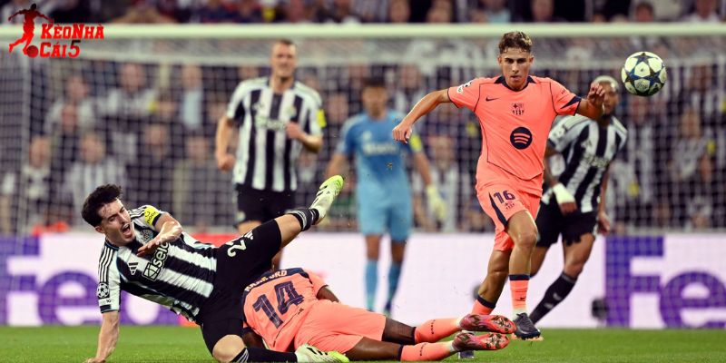 Phong độ Newcastle vs Barcelona có đôi chút khác biệt